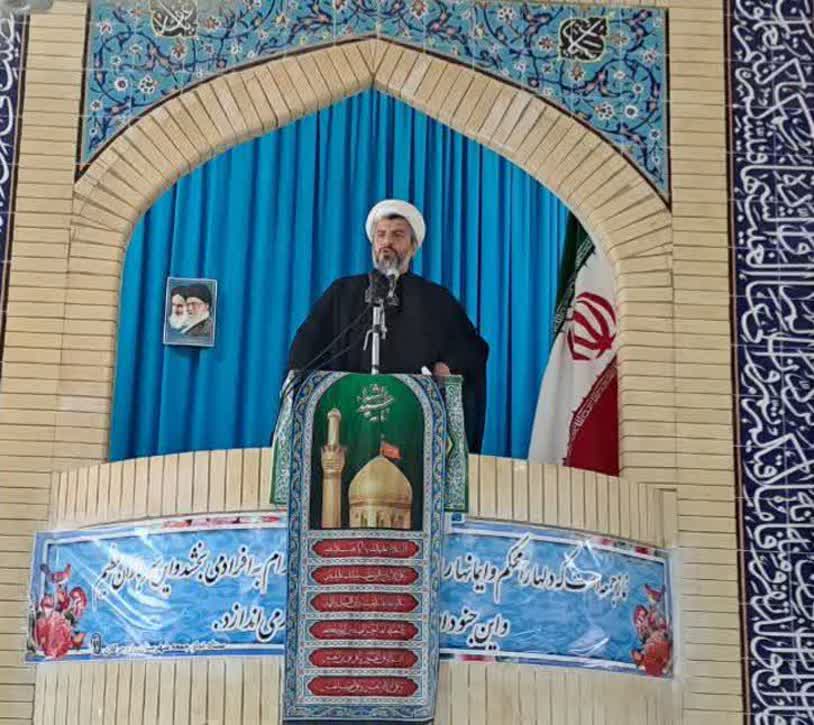 بسیج پدیده‌ای عظیم است